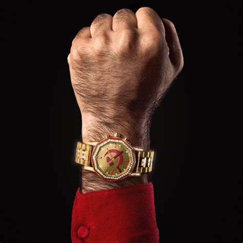 fedez regala rolex|Comunisti col Rolex .